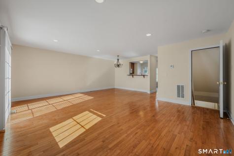 15 Freedom Way East Lyme CT 06357