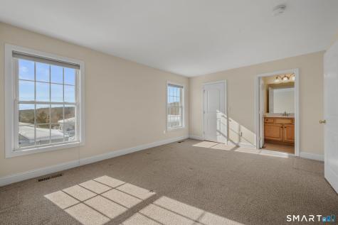 15 Freedom Way East Lyme CT 06357