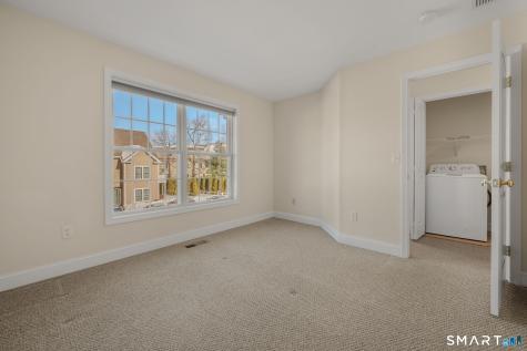 15 Freedom Way East Lyme CT 06357