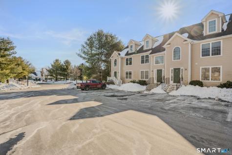 15 Freedom Way East Lyme CT 06357