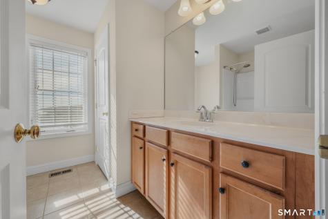 15 Freedom Way East Lyme CT 06357