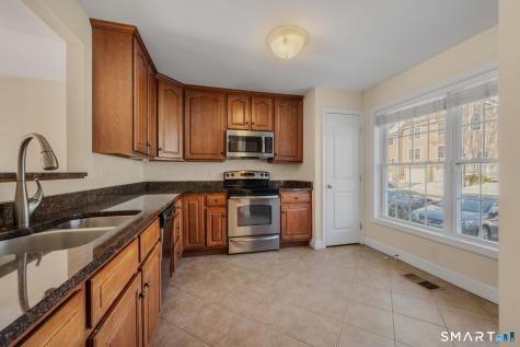 15 Freedom Way East Lyme CT 06357