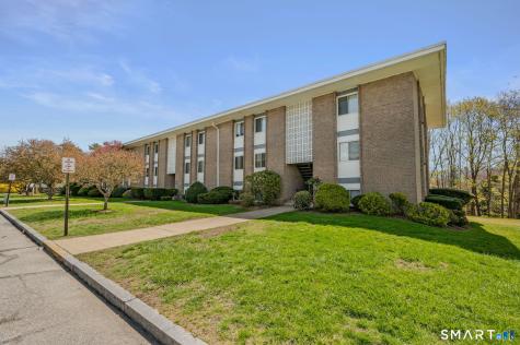 280 Gardner Avenue New London CT 06320