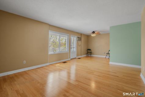 280 Gardner Avenue New London CT 06320