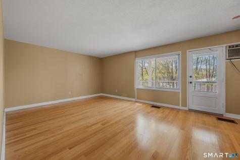 280 Gardner Avenue New London CT 06320