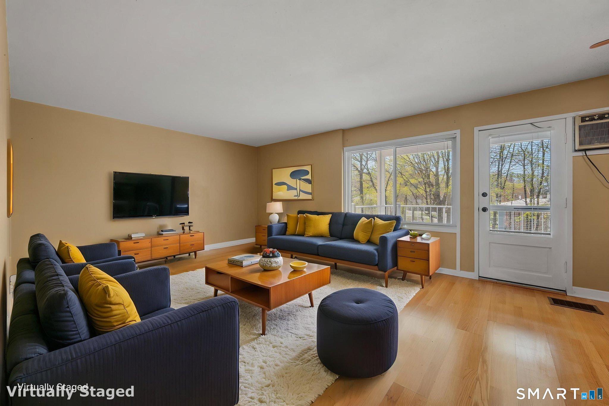 280 Gardner Avenue New London CT 06320