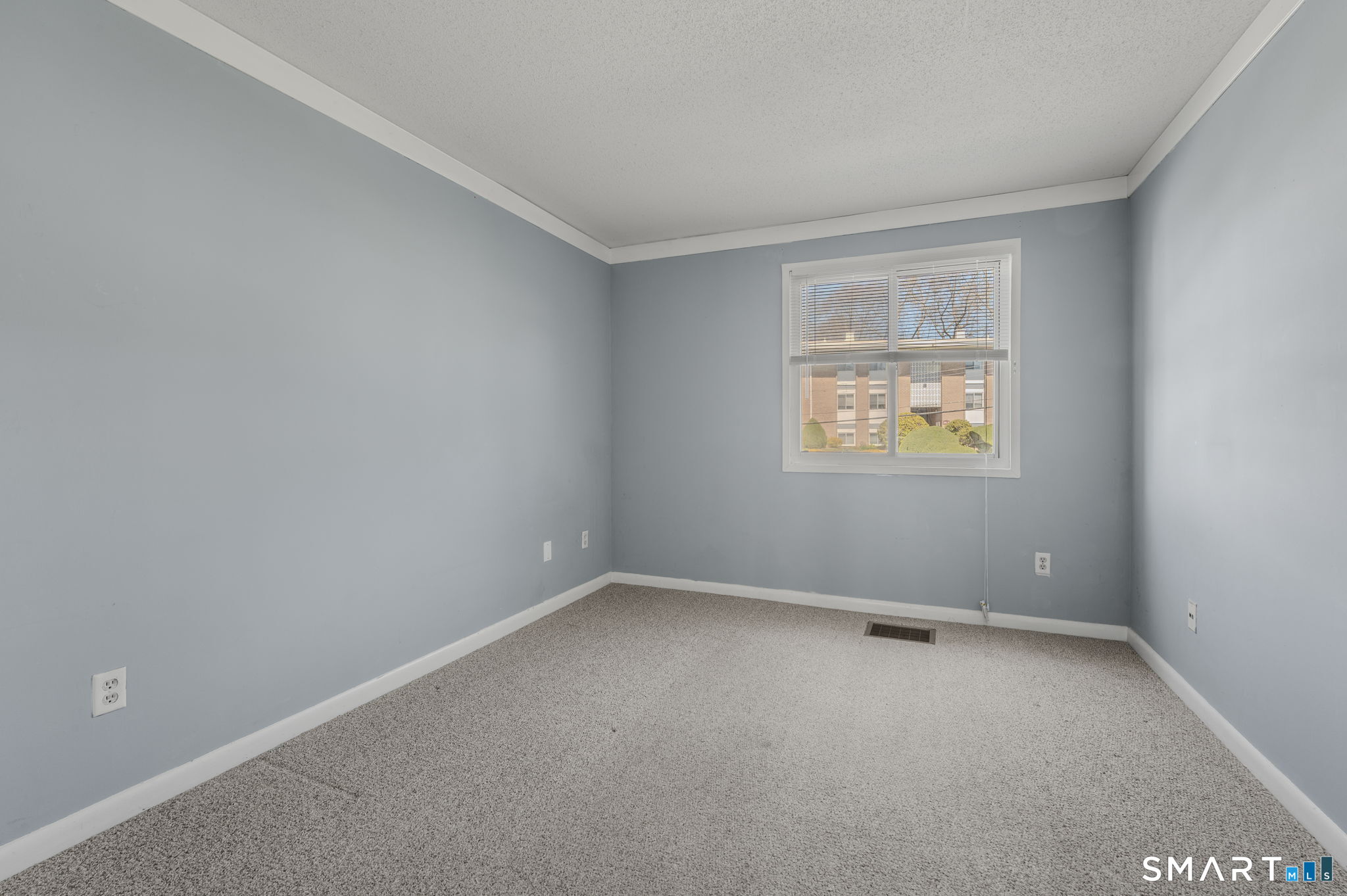 280 Gardner Avenue New London CT 06320