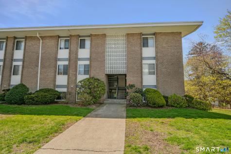 280 Gardner Avenue New London CT 06320