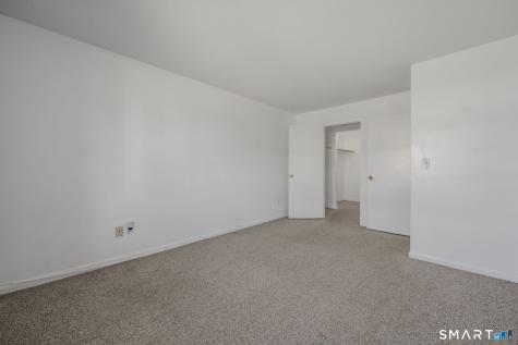 280 Gardner Avenue New London CT 06320