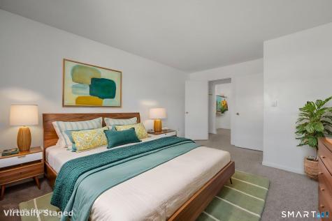 280 Gardner Avenue New London CT 06320