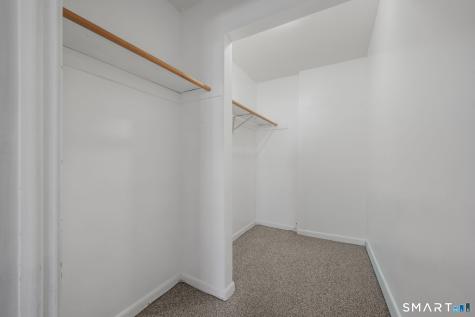 280 Gardner Avenue New London CT 06320