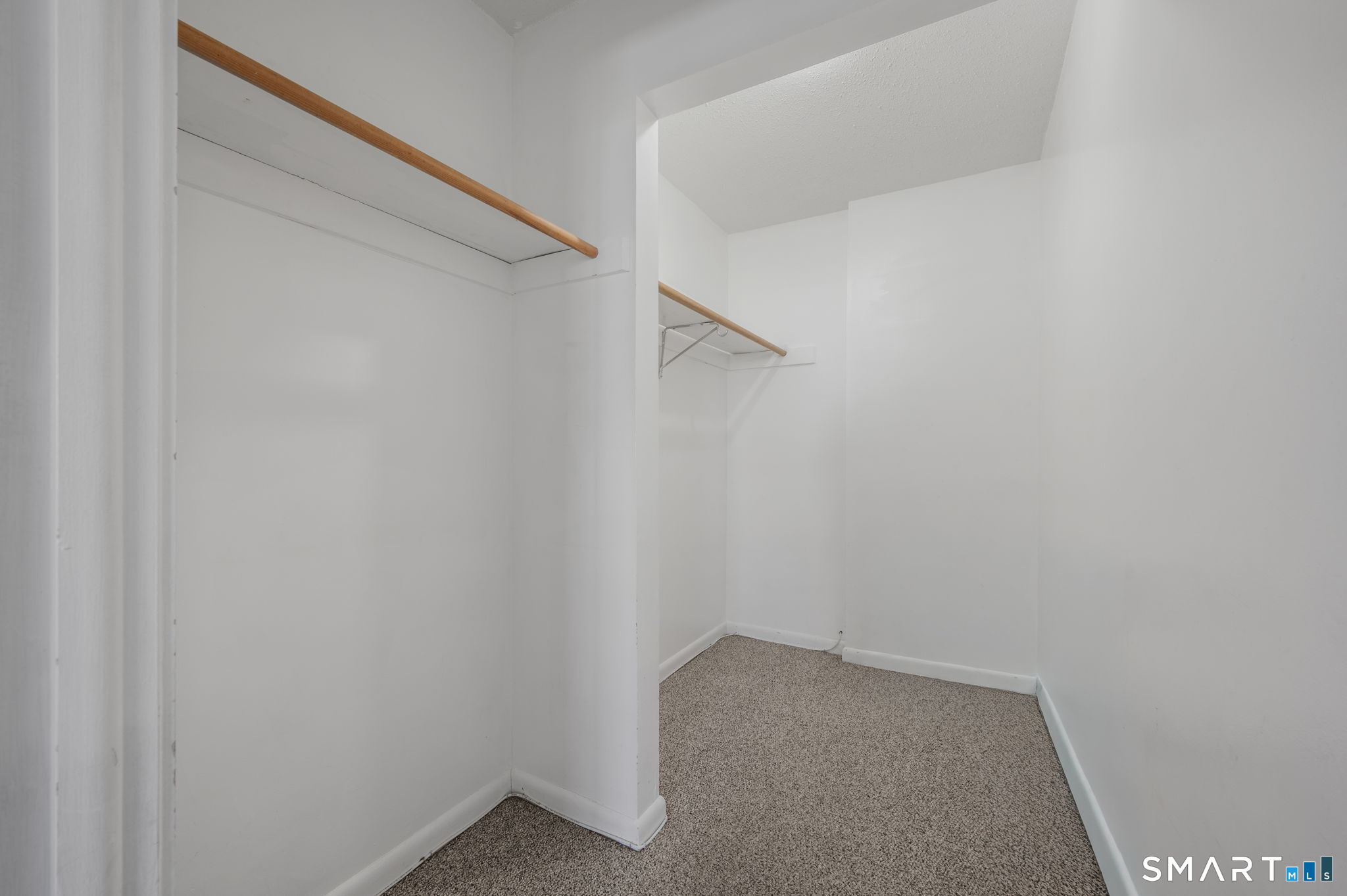280 Gardner Avenue New London CT 06320