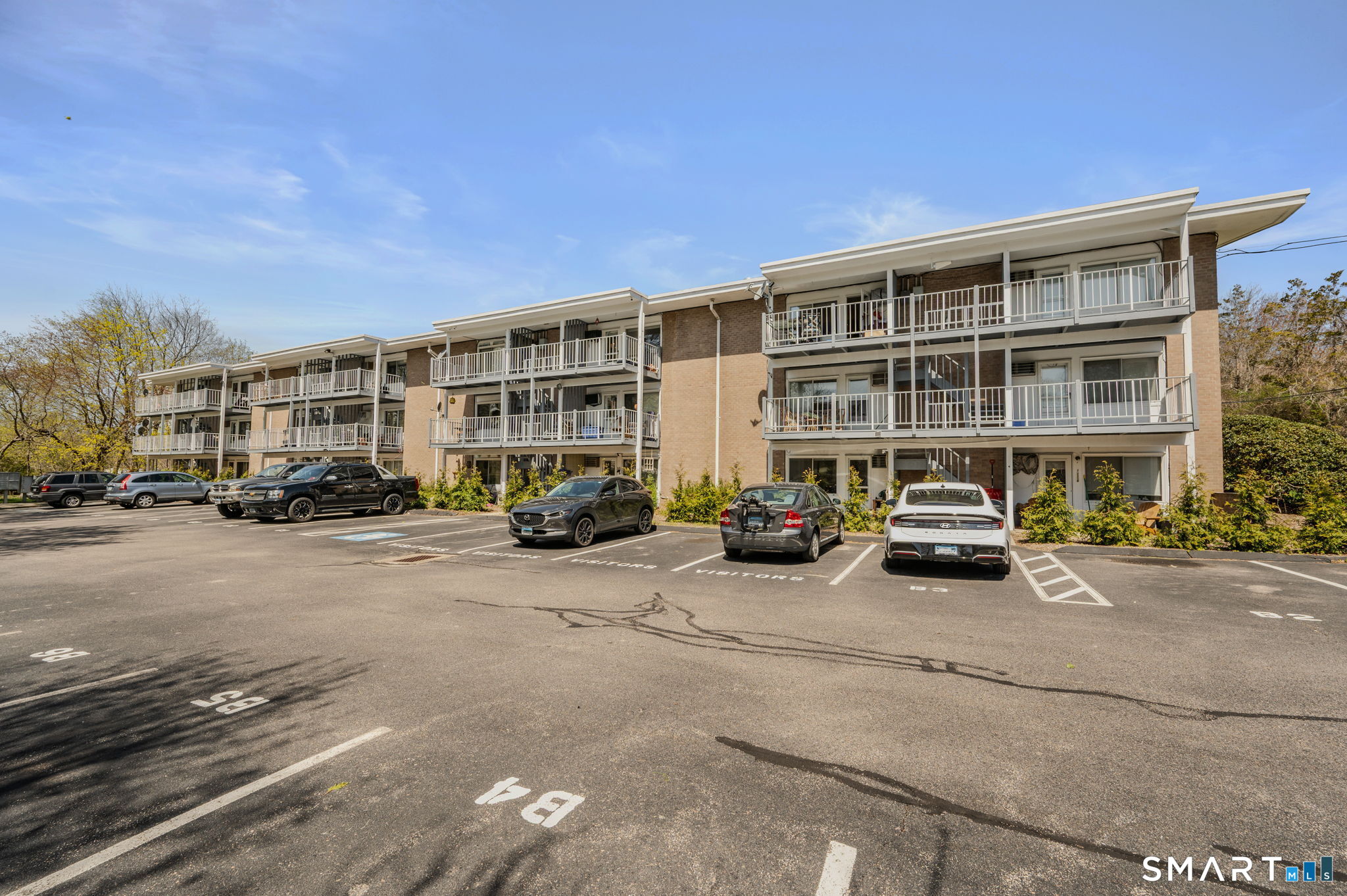 280 Gardner Avenue New London CT 06320