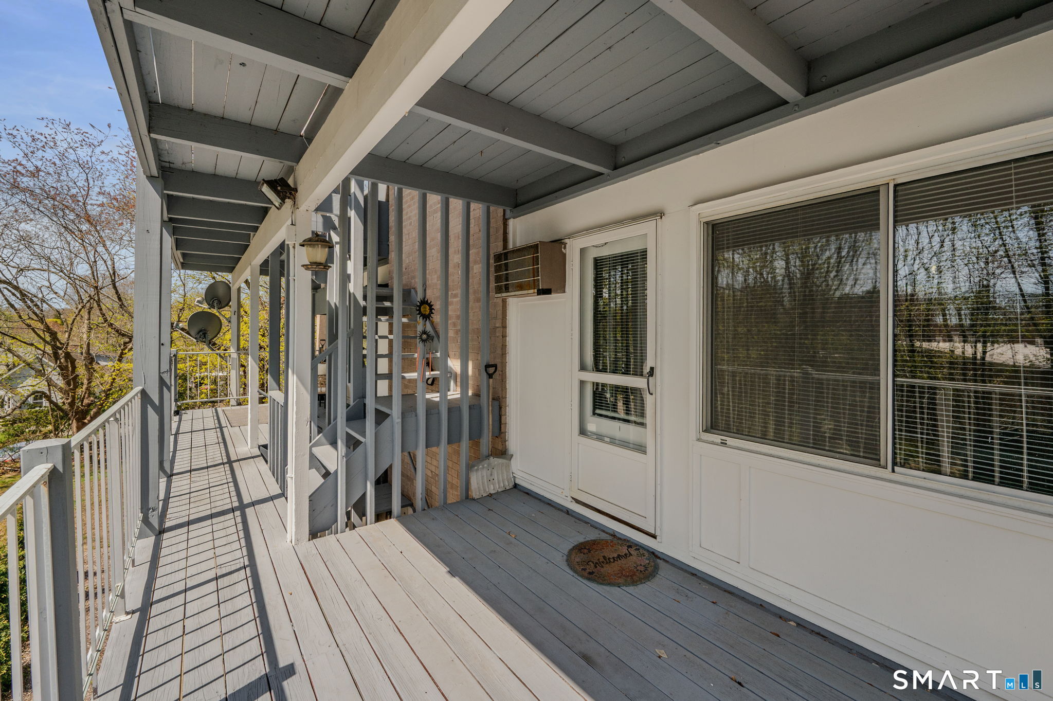 280 Gardner Avenue New London CT 06320
