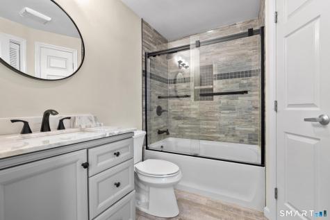 81 Sandpiper Crescent Milford CT 06460