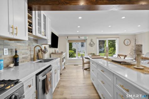 81 Sandpiper Crescent Milford CT 06460