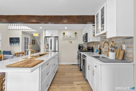 81 Sandpiper Crescent Milford CT 06460