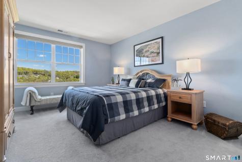 79 Winding Ridge Way Danbury CT 06810