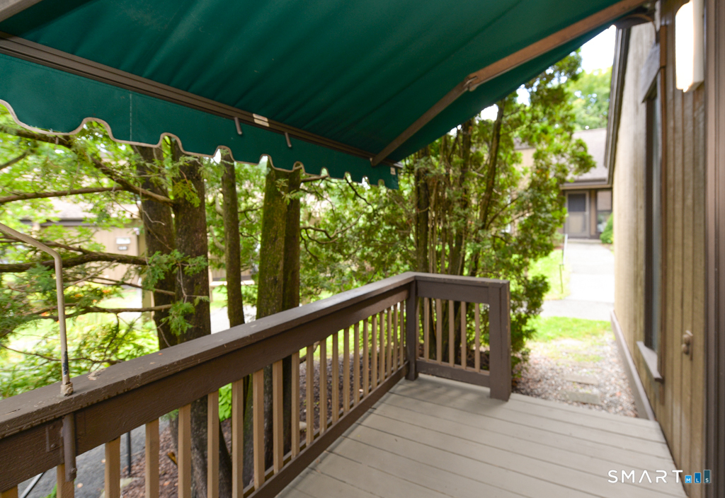 65 Heritage Village Southbury CT 06488