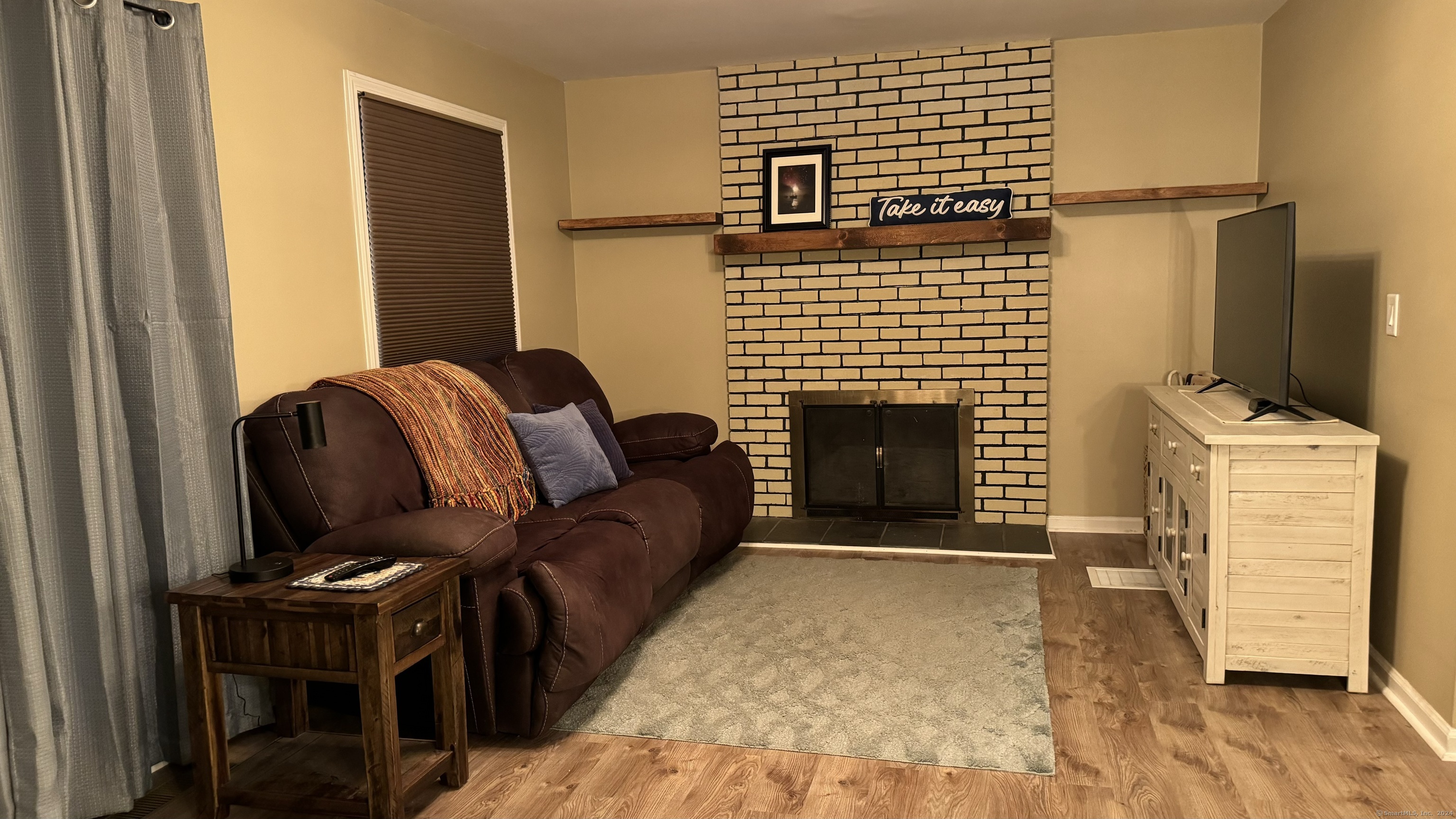 1106 Summer Hill Drive South Windsor CT 06074