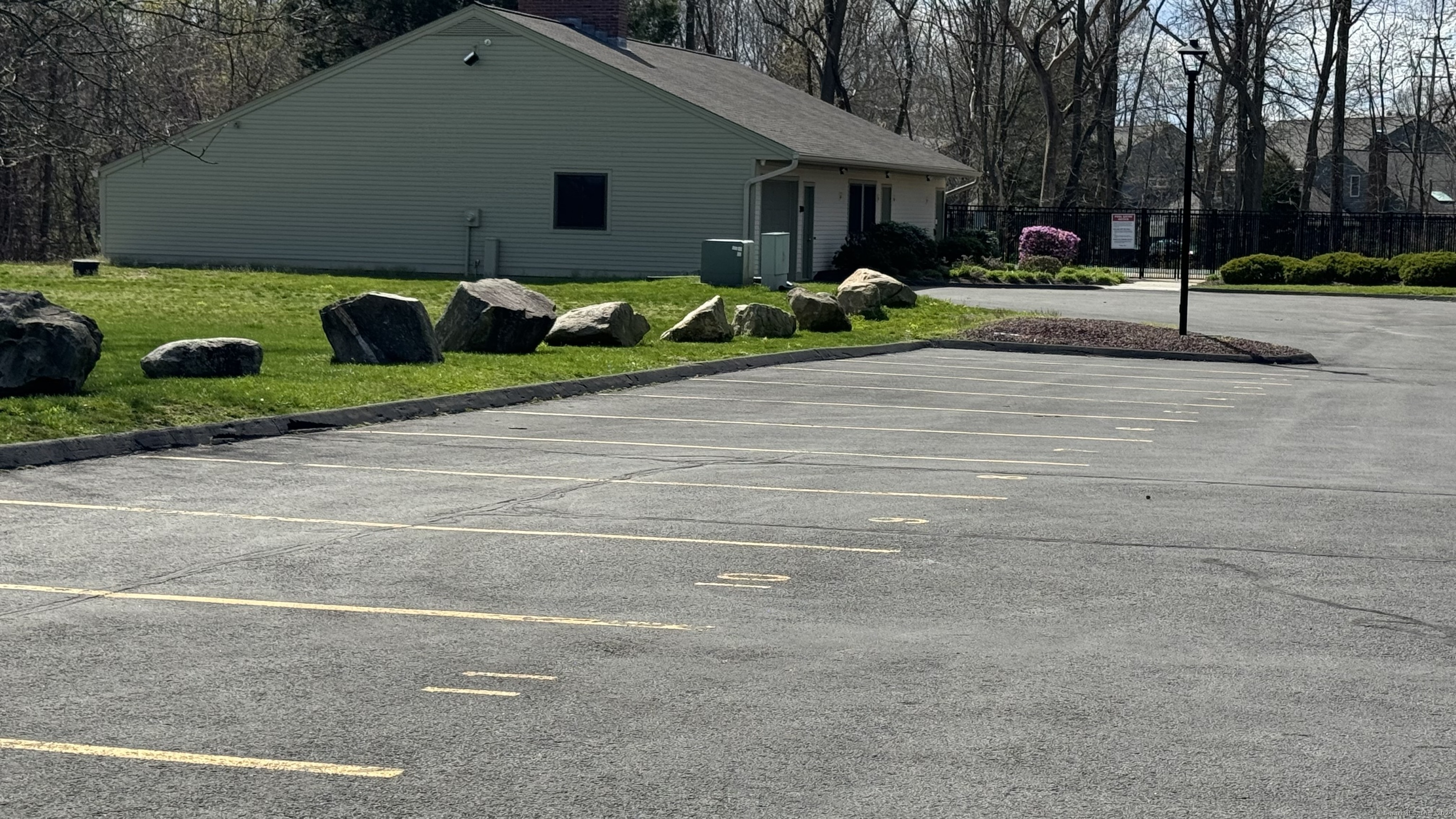 1106 Summer Hill Drive South Windsor CT 06074