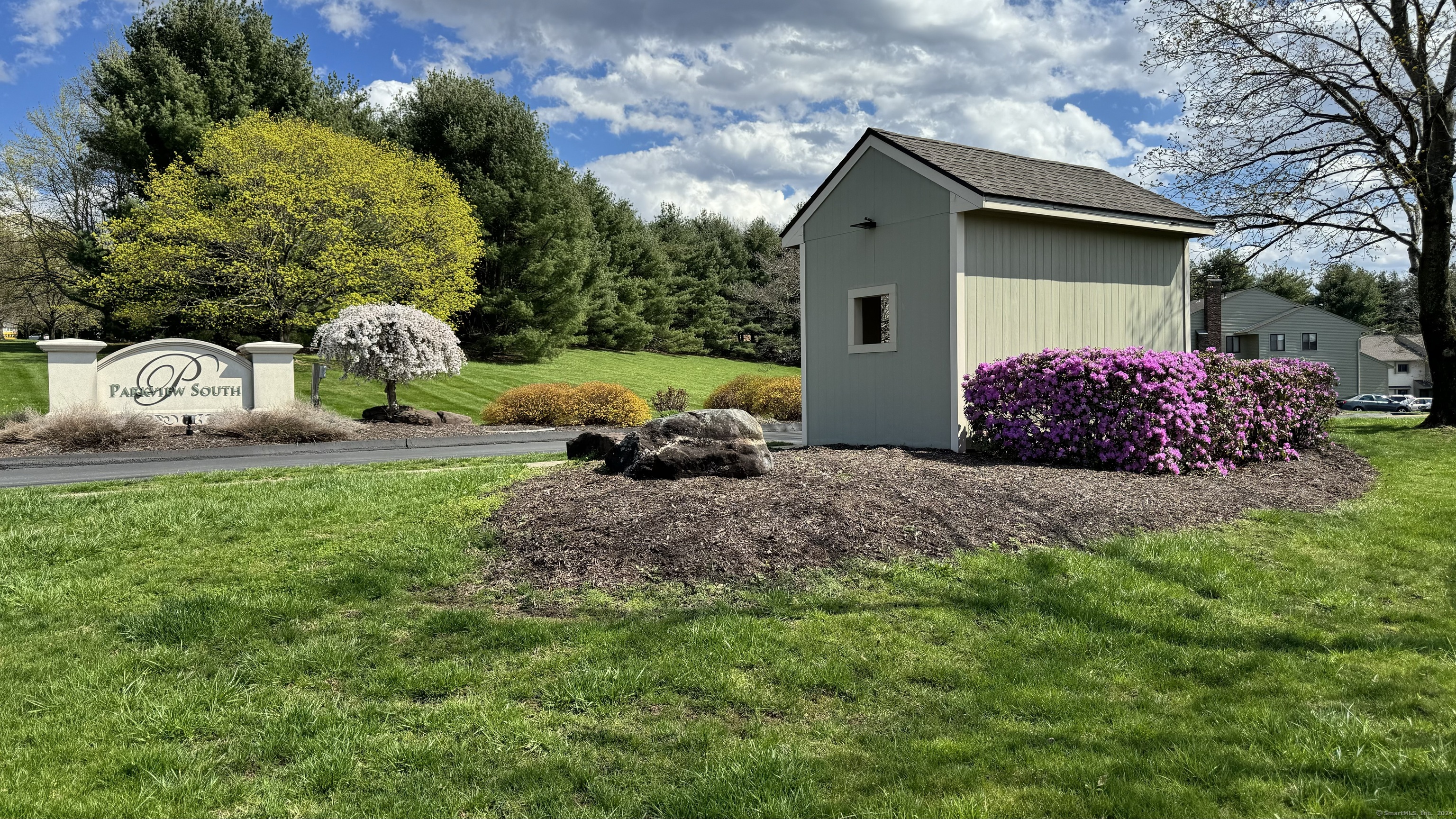 1106 Summer Hill Drive South Windsor CT 06074