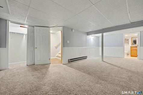 420 Robin Court Cheshire CT 06410