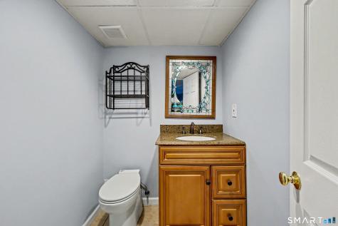 420 Robin Court Cheshire CT 06410