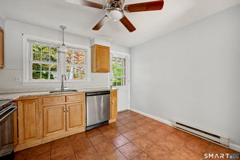 420 Robin Court Cheshire CT 06410