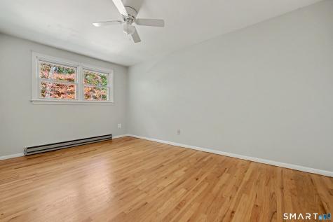 420 Robin Court Cheshire CT 06410