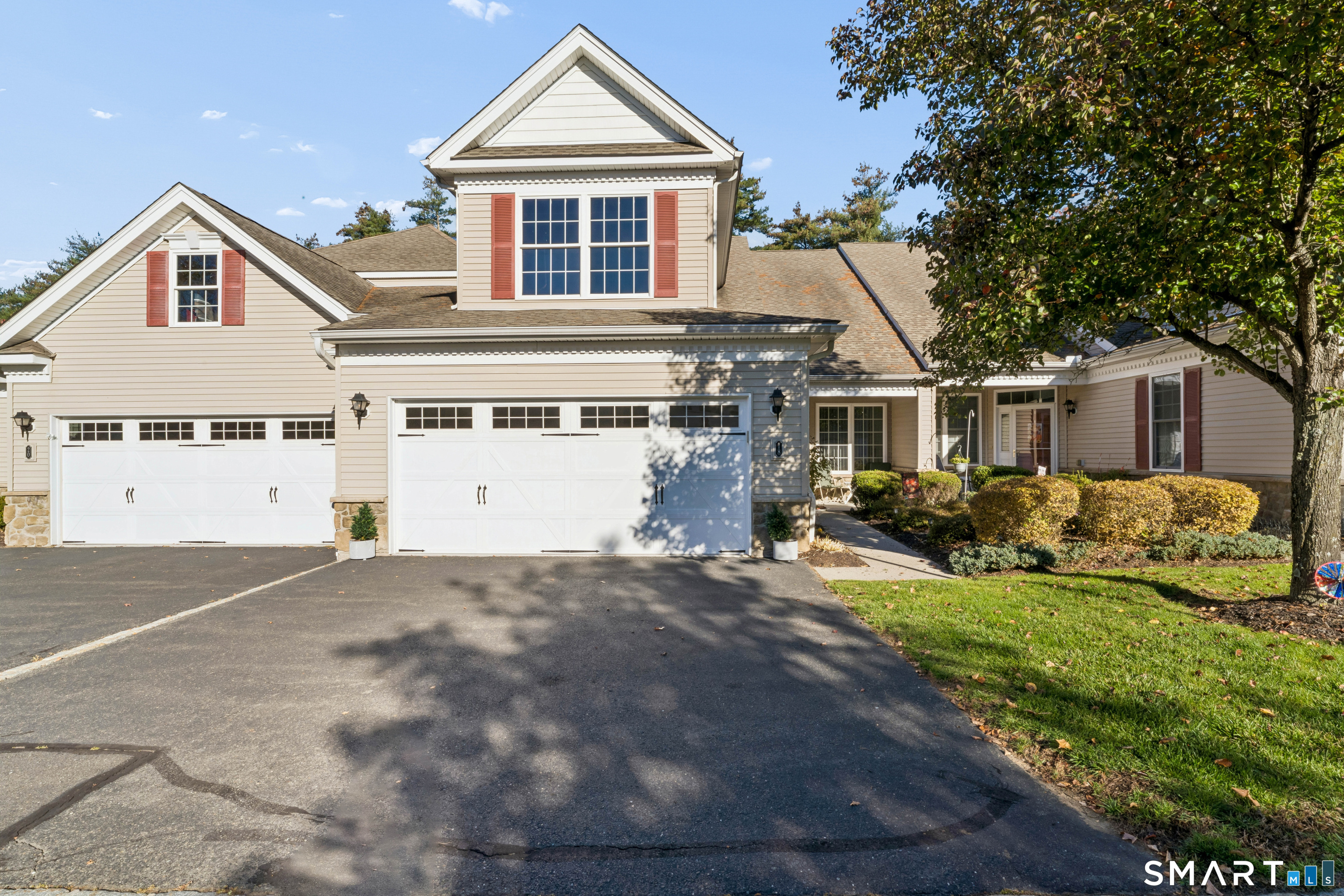 Newtown CT, 18 Watkins Drive, Unit 18