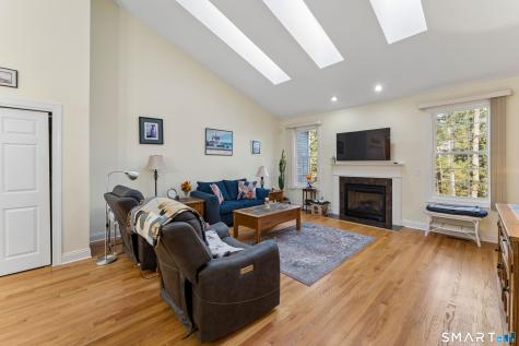 18 Watkins Drive Newtown CT 06482