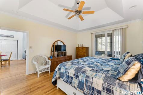 18 Watkins Drive Newtown CT 06482