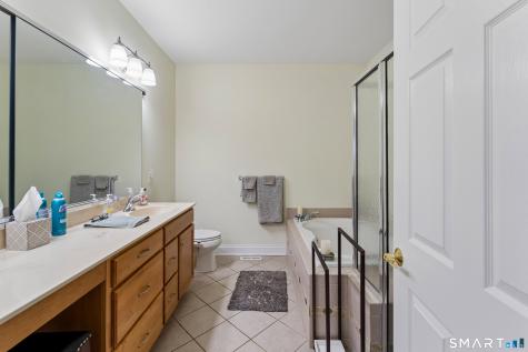 18 Watkins Drive Newtown CT 06482