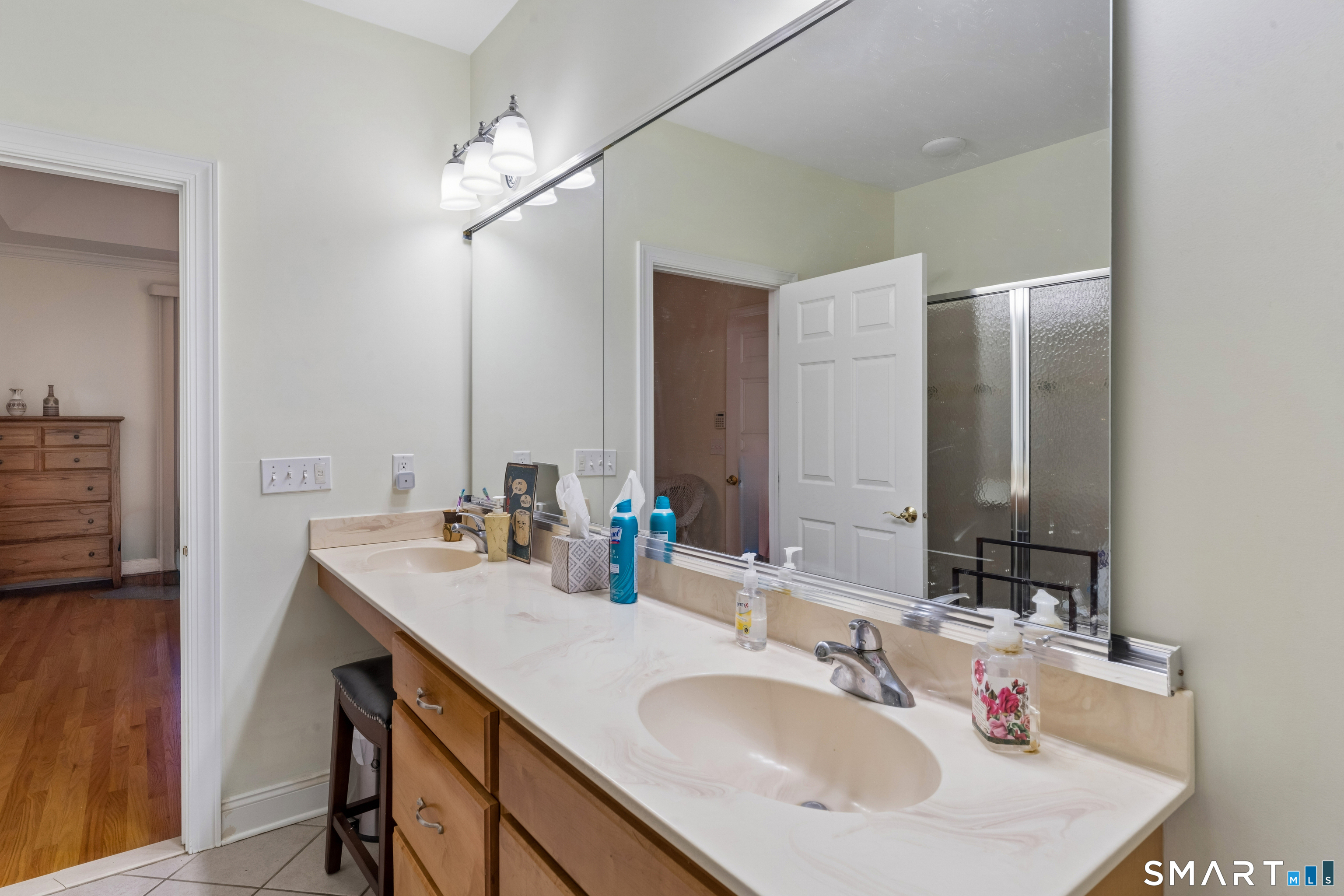 18 Watkins Drive Newtown CT 06482