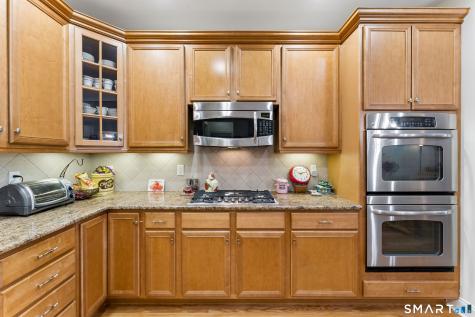 18 Watkins Drive Newtown CT 06482