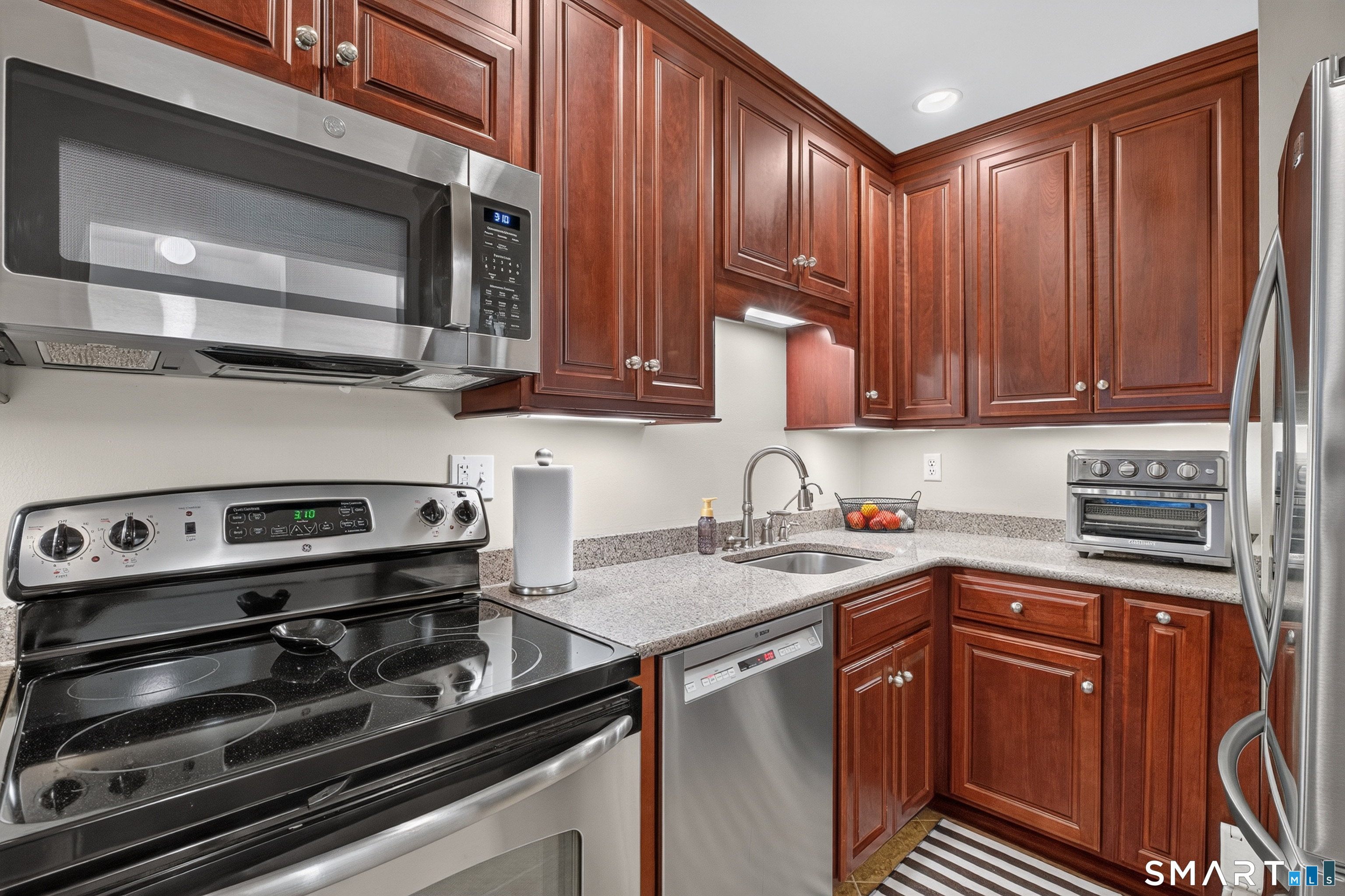 16 Rockmeadow Road Norwalk CT 06850