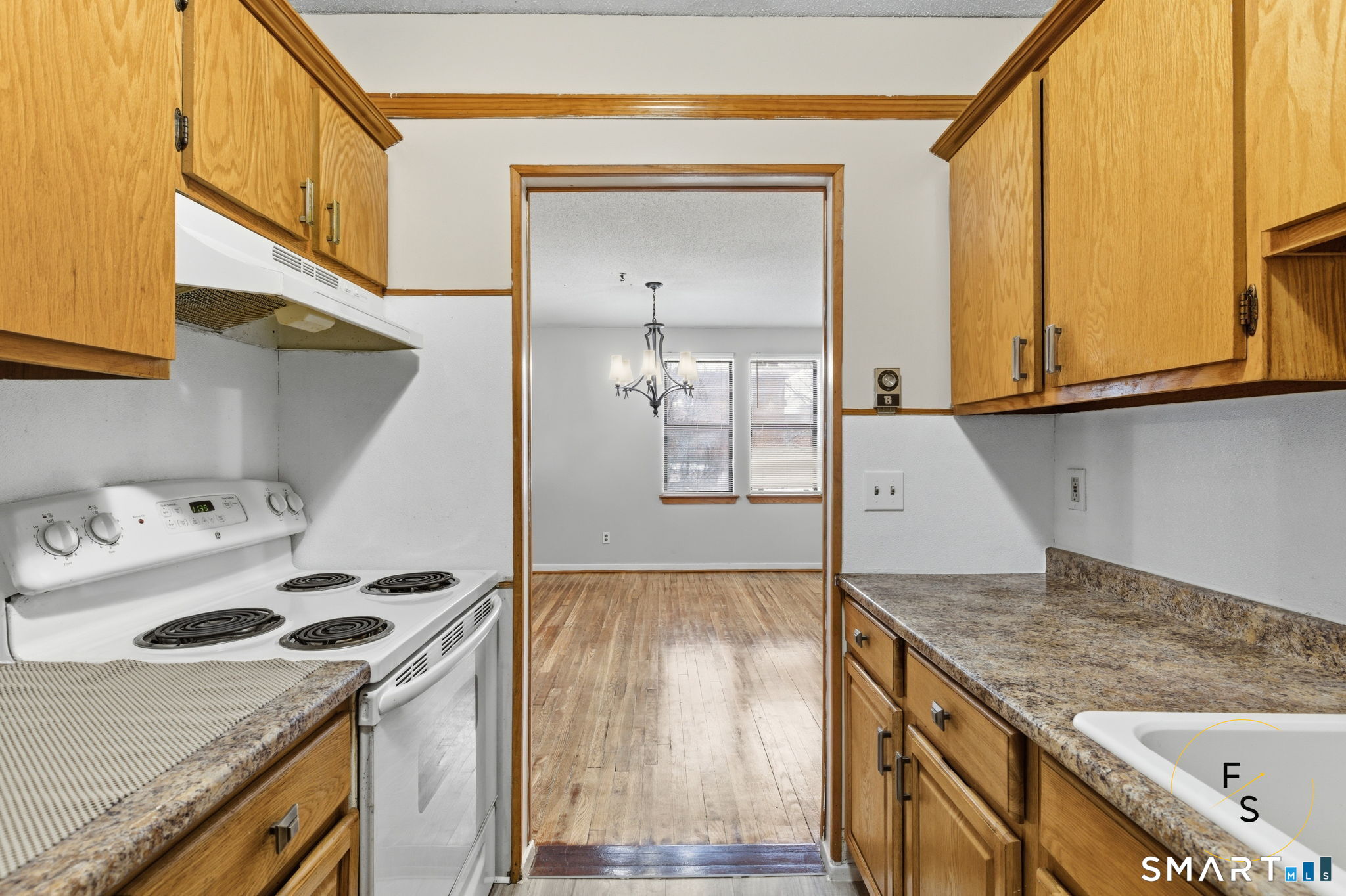 16 Townley Street Hartford CT 06105