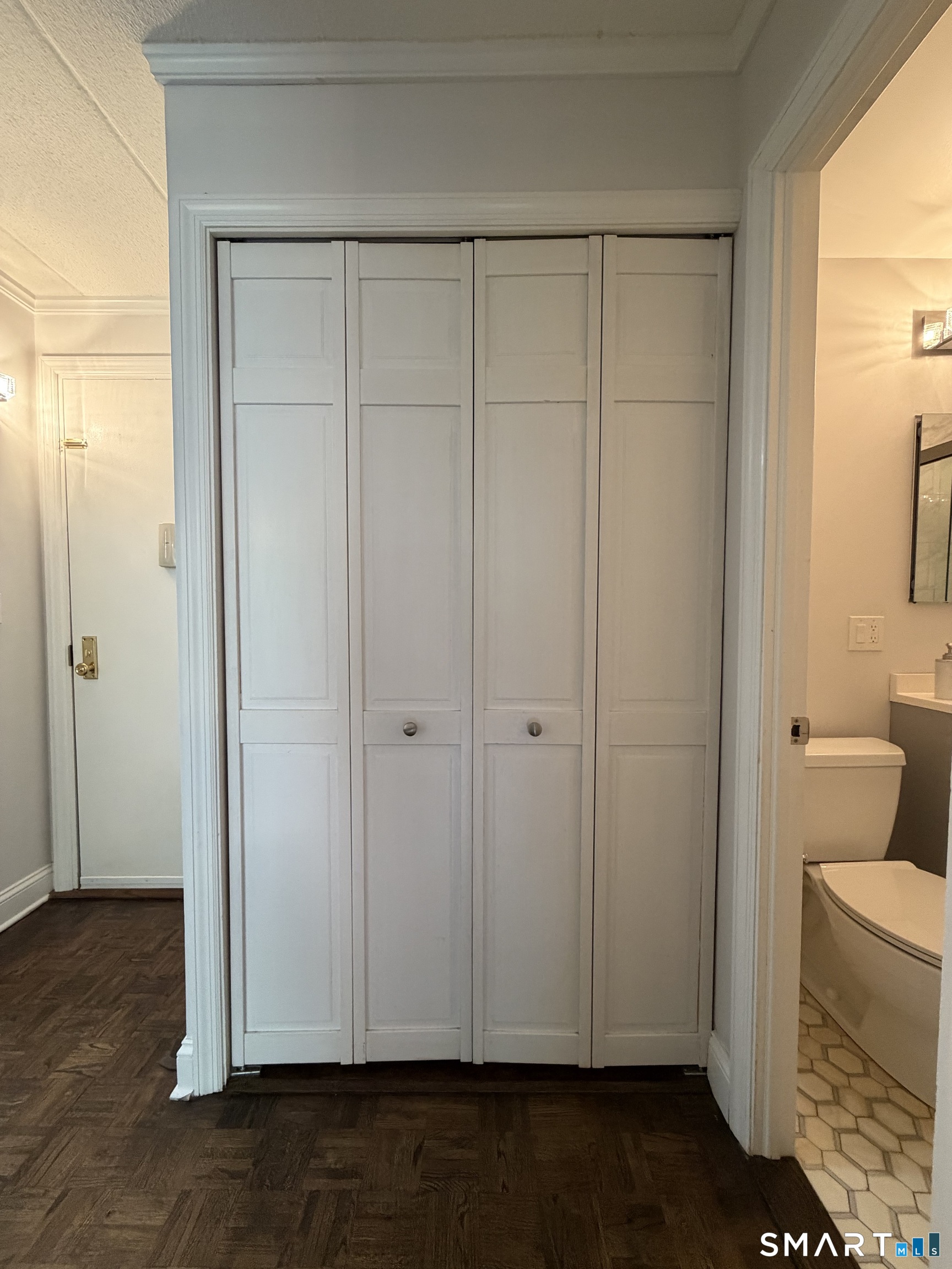 27 Northill Street Stamford CT 06907
