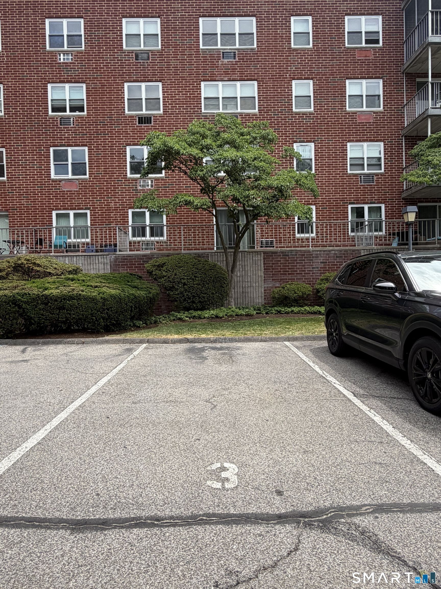 27 Northill Street Stamford CT 06907