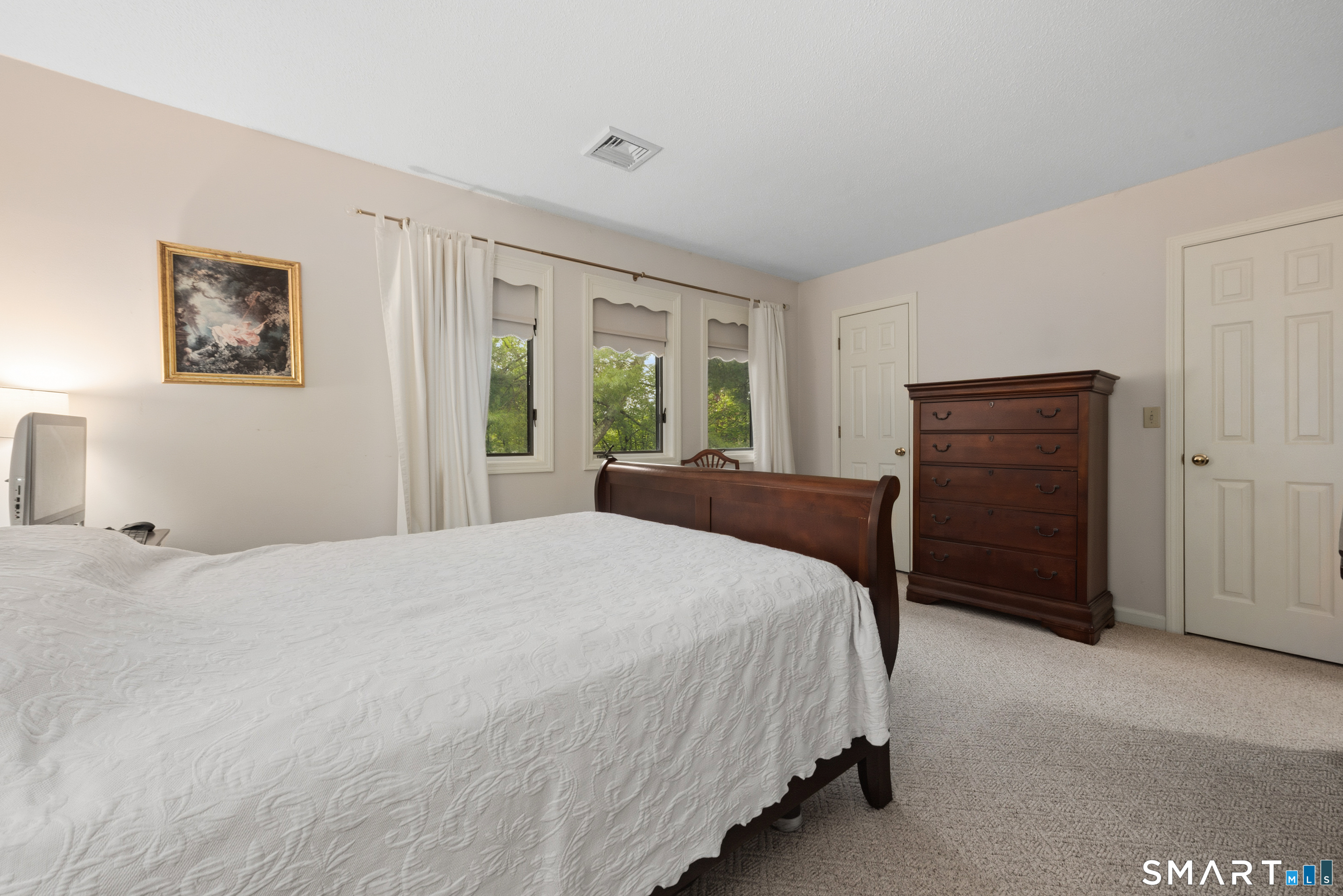 6 Stratford Park Bloomfield CT 06002