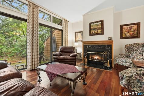 6 Stratford Park Bloomfield CT 06002