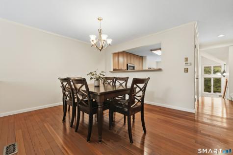 6 Stratford Park Bloomfield CT 06002
