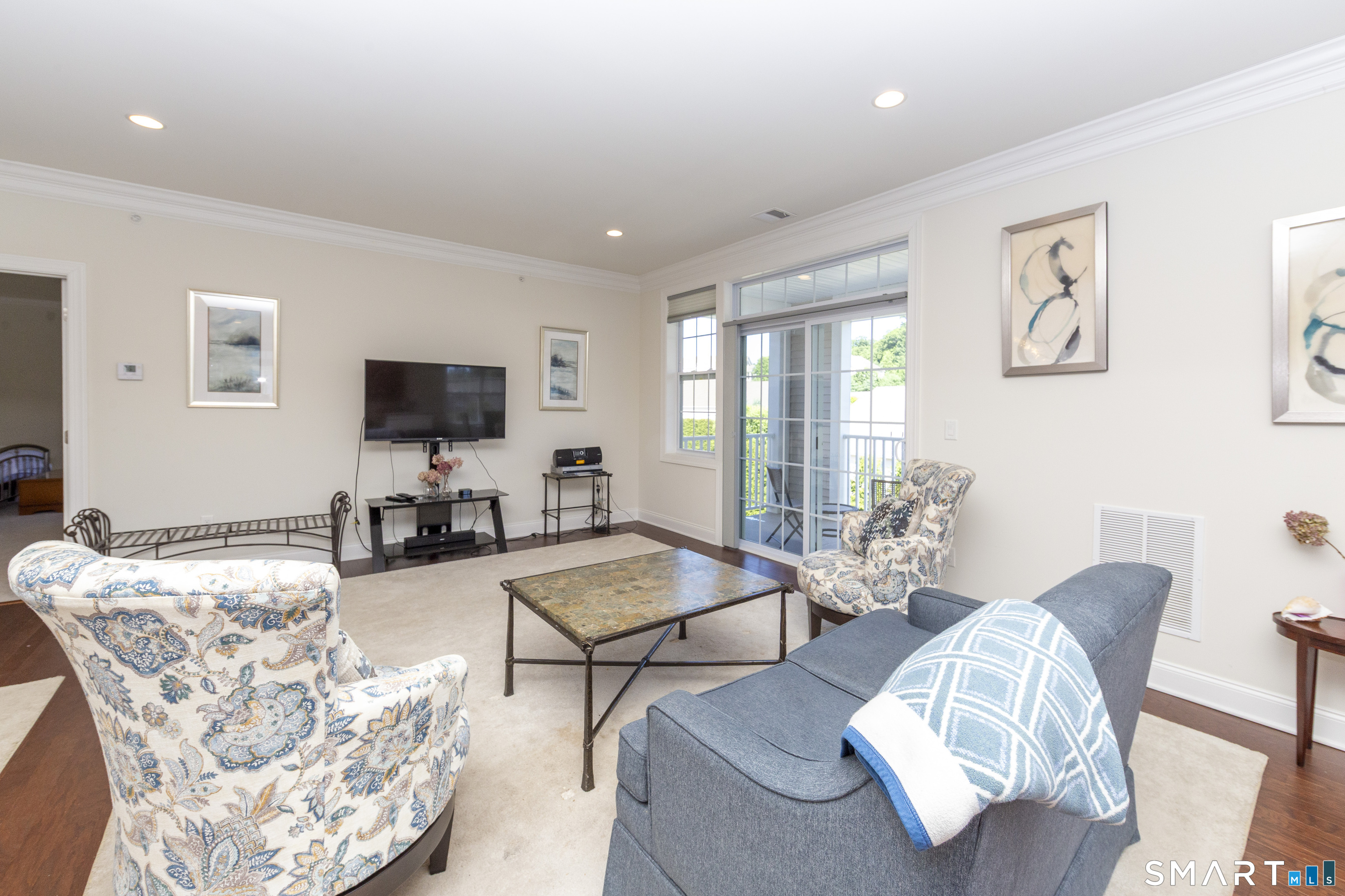 232 Brookside Court Newtown CT 06470