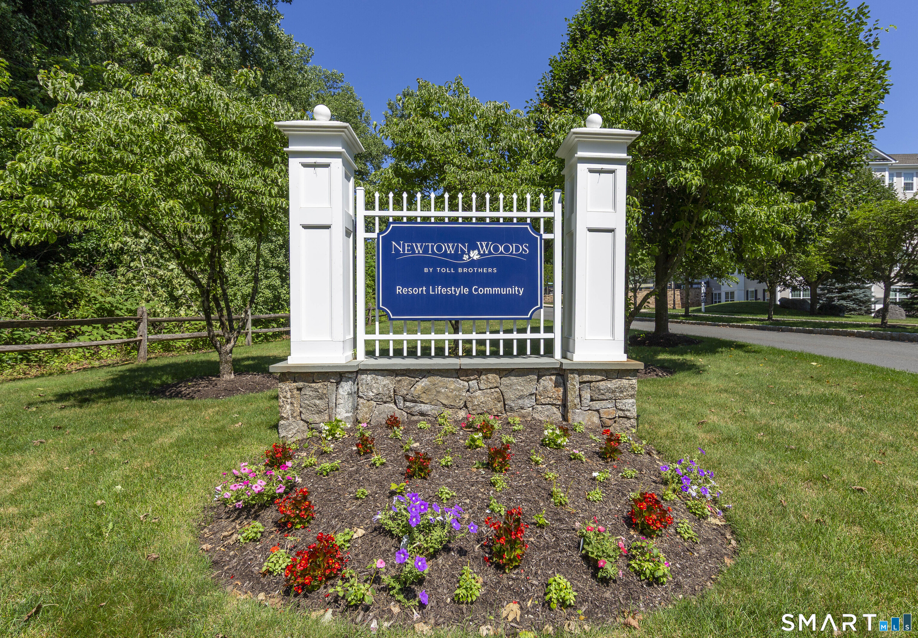 232 Brookside Court Newtown CT 06470