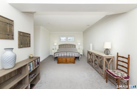 232 Brookside Court Newtown CT 06470