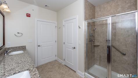 232 Brookside Court Newtown CT 06470