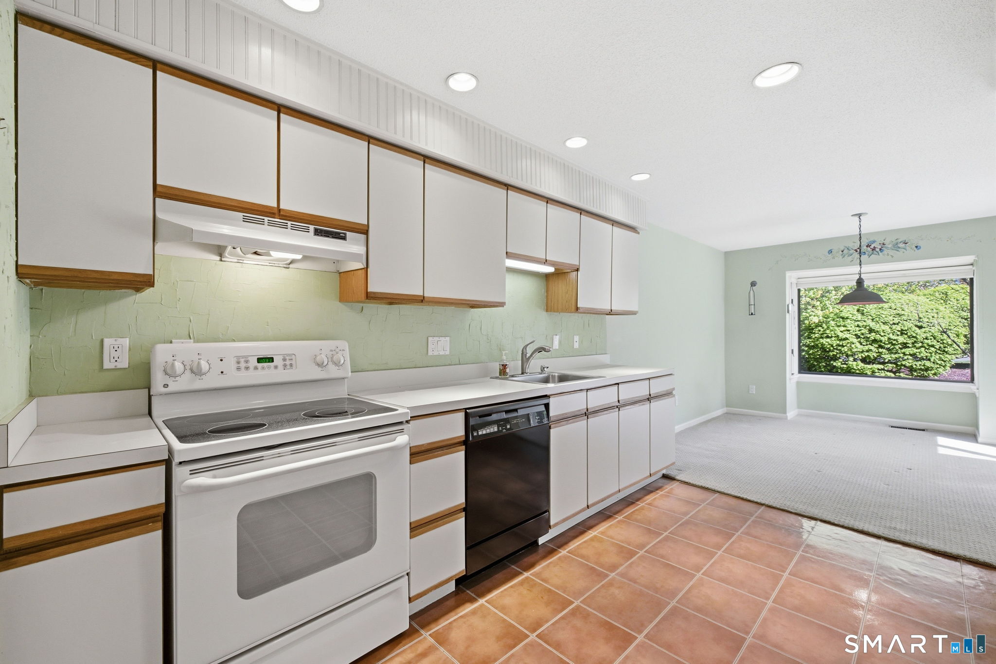 15 Thistle Way East Windsor CT 06016