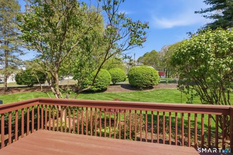 15 Thistle Way East Windsor CT 06016
