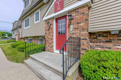 4 Evergreene Wallingford CT 06492